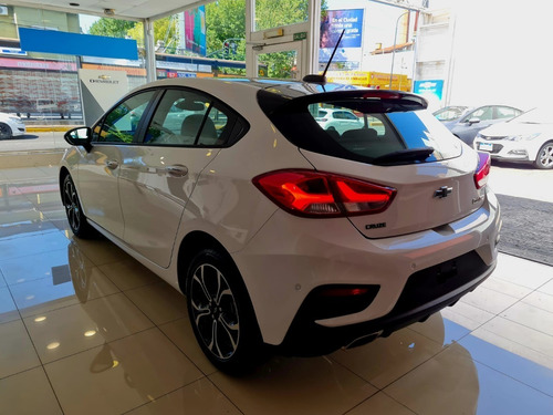 Imagen 4 de 23 de Nuevo Chevrolet Cruze 5 Rs 2023 Automatico 0km 1.4t Smar4