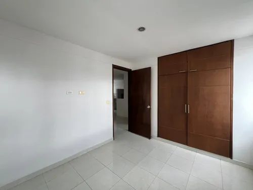 Apartamento En Arriendo En Guaimaral. Cod A30733