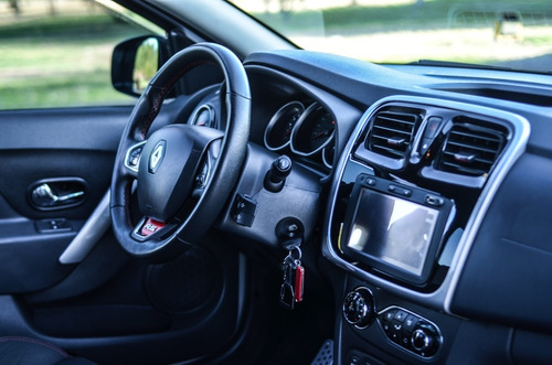 Imagen 22 de 23 de Renault Sandero 2017 2.0 Rs 145cv