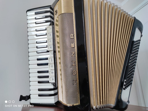 Acordeón Alemán Hohner Lucia Iv P 96 Bajos