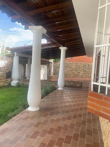 Imagen 6 de 19 de Vendo Casa 700m2 6h/6b/4p La Lagunita 9039