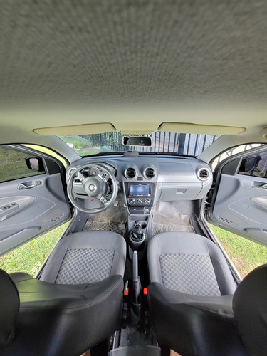 Volkswagen Gol Trend 1.6 Highline 101cv 3 puertas