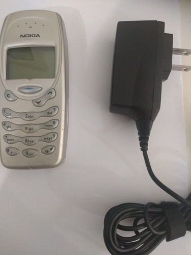 Celular Nokia Modelo 3310 - Com Carregador - Peças