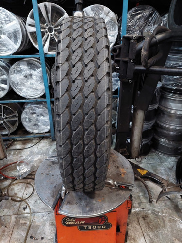 Imagen 1 de 2 de Neumático 750 R16 Michelin Radial Agilis 14 Telas
