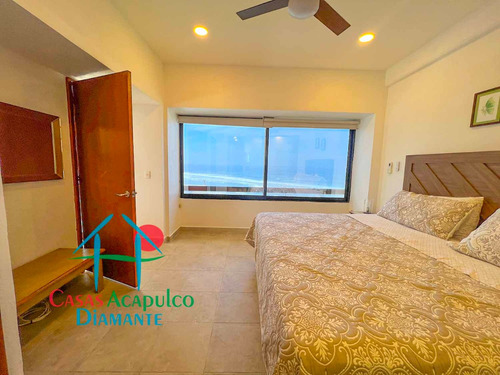 Cad Torre Uno 802. Terraza Doble Con Vista A Las Albercas Y Al Mar
