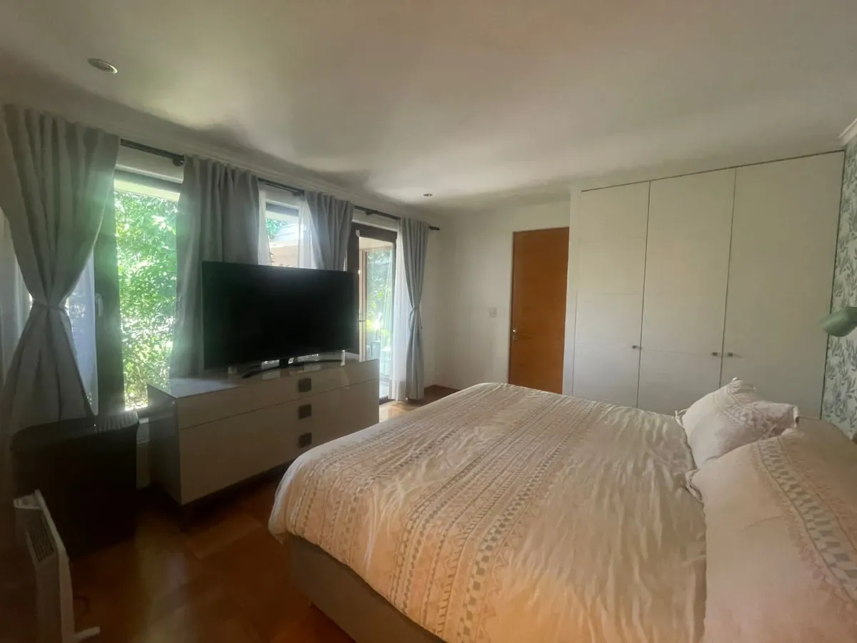 Imagen 4 de 16 de Gran Casa Familiar De Un Piso Con Amplio Jardín