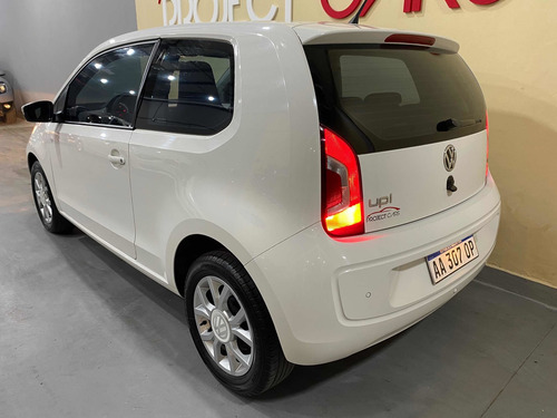 Volkswagen Up! 2016 1.0 High Up! 75cv 5 P
