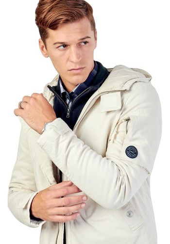 Imagen 2 de 10 de Campera Sky On Kevingston