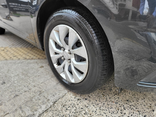 Imagen 11 de 25 de Chevrolet Onix 1.4 Lt Mt 2016 Gris Usado Nt