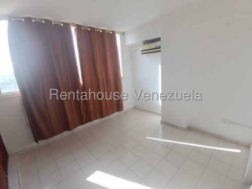 Raiza Suárez Alquila Apartamento En Centro Cabudare Lara