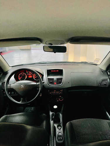 Peugeot 207 1.4 Active 75cv 2013