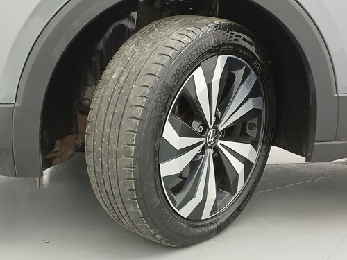 Volkswagen T-Cross 1.0 200 TSI TOTAL FLEX AUTOMÁTICO