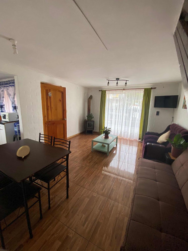 Hermosa Casa En Pichilemu | 6 Dormitorios Y 2 Baños