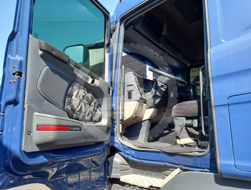 Scania R480 6x4t Highline - 2013 - Naves Seminovos.