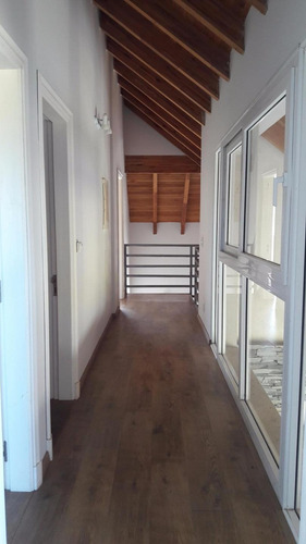 Venta Casa 4 Dormitorios Barrio Privado Colinas