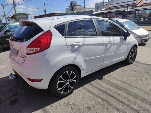 Imagem 6 de 11 de Ford Fiesta 1.6 Se Hatch 16v Flex 4p Manual