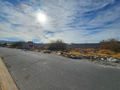 Terreno En Venta En Fracc. Ex Hacienda Los Ángeles 800 M2 Torreón Coah