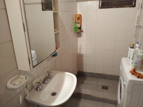 Complejo De 4 Departamentos En Centenario Oeste