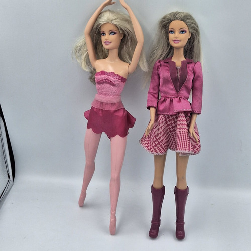 Barbie Lote 2 Bonecas Bailarina E Bota Vinho