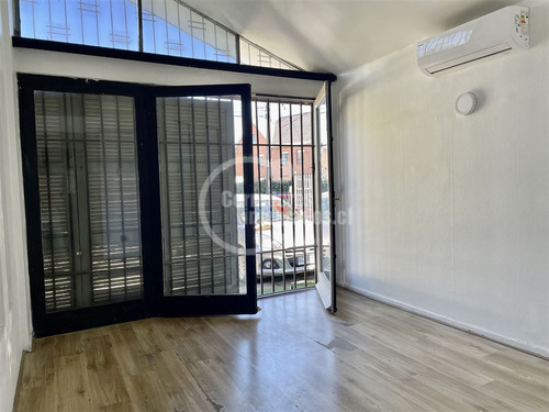 Casa En Arriendo, Servicios Profesionales En Vitacura ,