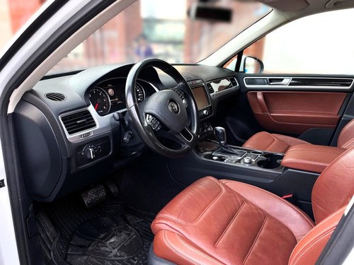 Volkswagen Touareg 3.0 V6 Tdi At