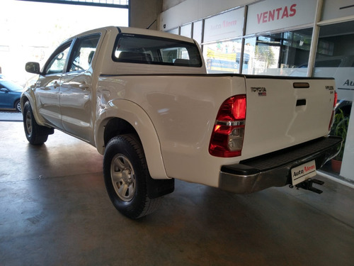 Imagen 4 de 8 de Toyota Hilux 3.0 Sr 4x2 Modelo 2014