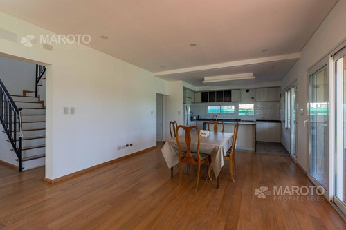 Imagen 28 de 30 de Casa En Venta En Barrio Puertos De Escobar - Maroto Propiedades