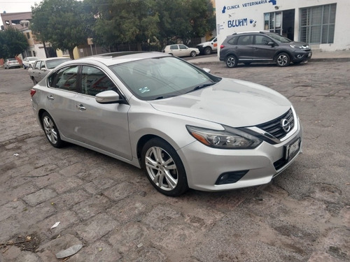 Imagen 3 de 3 de Nissan Altima 2017 2.5 Advance Navi Cvt