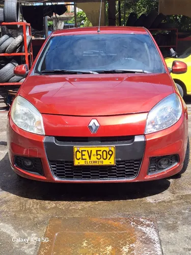 Renault Sandero 1.6 Dynamique 90 hp
