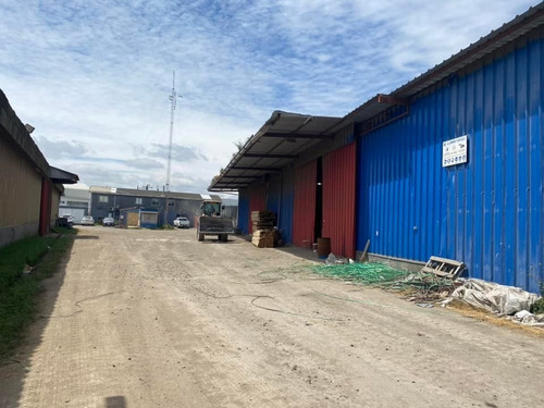Gran Terreno Con Bodegaje Industrial, Sector Jaime Repullo.