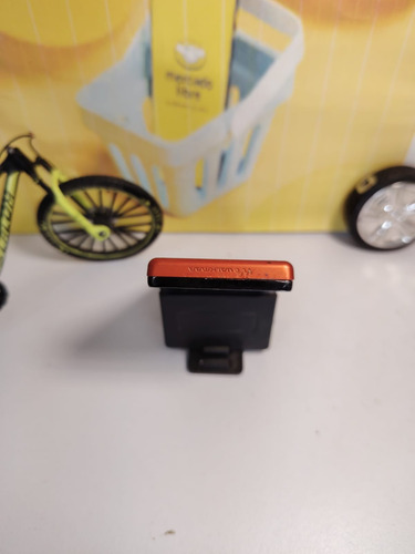 Sony Ericsson W880 Telcel (leer Descripcion) Naranja Con Negro (Usado)