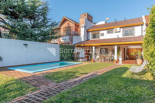 Venta Casa 4 Ambientes Con Jardín Y Piscina En Haedo Sur