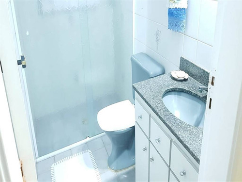 Imagem 21 de 30 de Apartamento A Venda Com 2 Dormitorios , 1 Suite, 2 Banheiros , Dependencia De Empregada , Vaga De Garagem. Predio Com Elevador E Salao De Festas. - Hm3372
