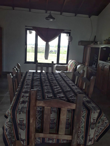 Imagen 4 de 11 de Casa-quinta En Venta, Barrio Los Charas, Jeppener