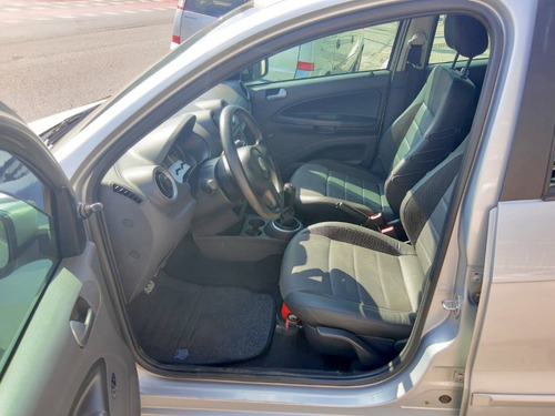Volkswagen Gol 1.0 G5 2013