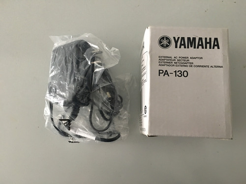 Adaptador De Corriente Para Teclados Yamaha De 12v Pa-130