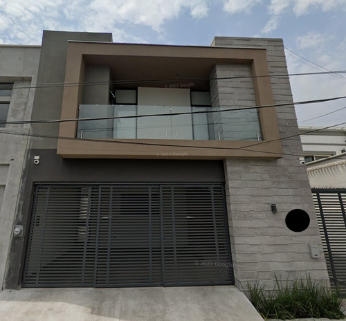 Casa En Remate Cerca A Plaza Dorada En Colonia Contry, Monterrey