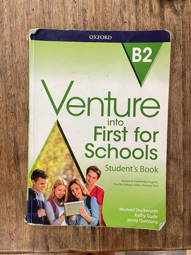 Venture Into First For Schools Students Book - Inglés - Oxfo