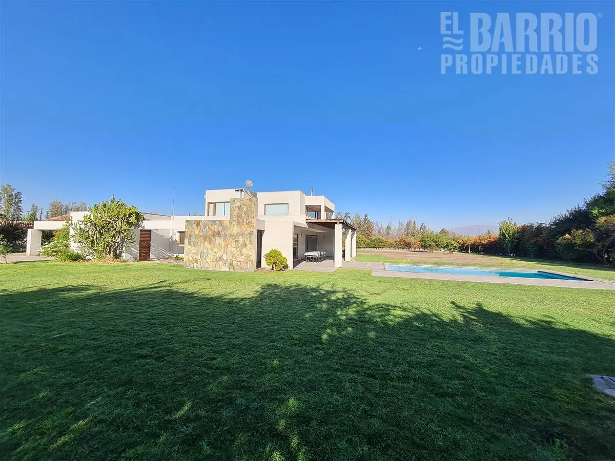 Imagen 2 de 19 de Casa En Venta En Colina