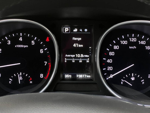 Imagen 9 de 14 de Hyundai Grand Santa Fe 3.3 V6 7p Gls At6 2019