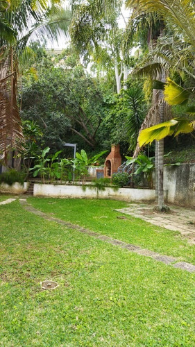 Imagen 2 de 14 de Alquilo Casa 350m2 5h/6b/8p Colinas De Tamanaco 6189