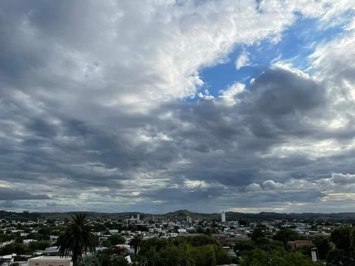 Imagen 17 de 17 de Casa En Planta Alta Con Excelentes Vistas En Minas.