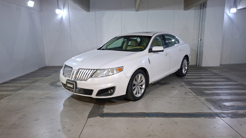 Lincoln MKS 3.7 V6 AT