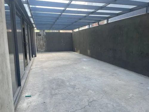 Local En Arriendo/venta En Chico Norte. Cod A1016063