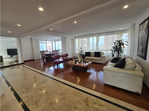 Arriendo Apartamento En Poblado- Milla De Oro