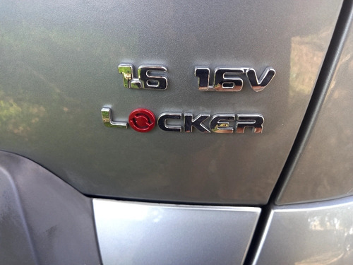 Fiat Palio 1.6 Adventure Locker