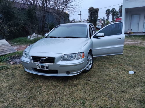 Volvo S60 2.5 T 210hp At