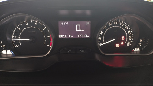 Peugeot 208 1.6 Feline Tiptronic - 120585 - C