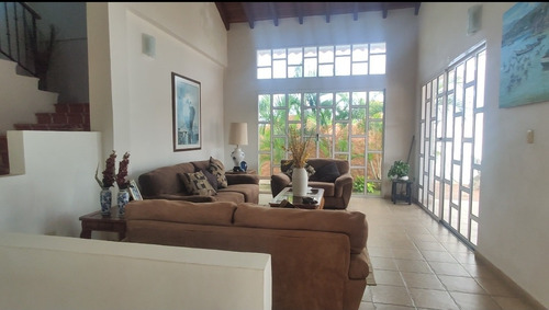 Imagen 2 de 14 de Hermosa Casa De 5 Ambientes 6 Baños, Playa El Ángel