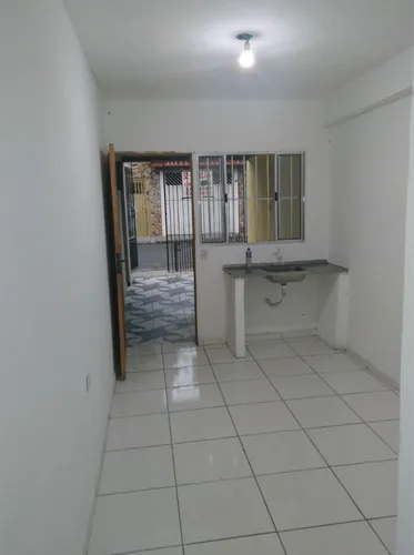 2 Cômodos 790$ C/garagem Individual Próx A Estação Itaqua